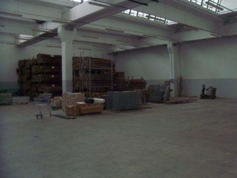 Capannone con altezza massima di 12,20 m - immagine 7