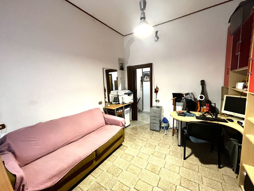Bilocale con cucinotto - immagine 5