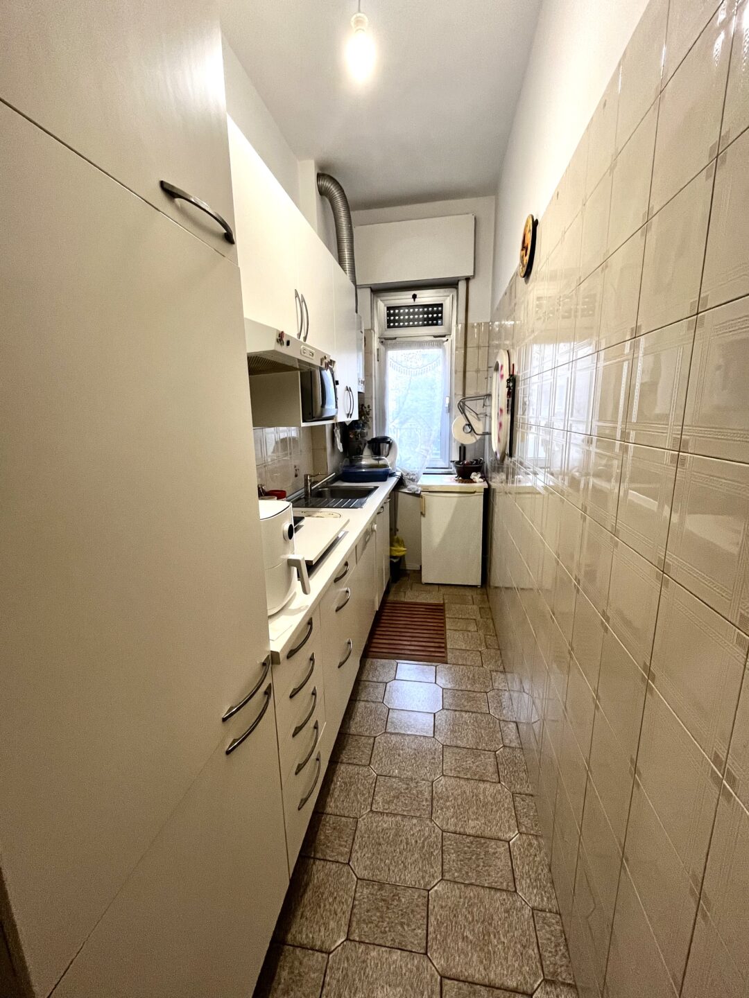 Bilocale con cucinotto - immagine 9