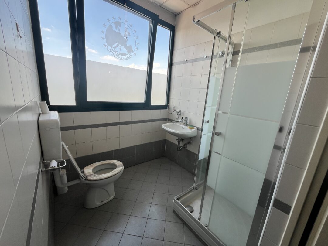 Capannone open space trasformabile in uffici – Via Cadorna 27 - immagine 13