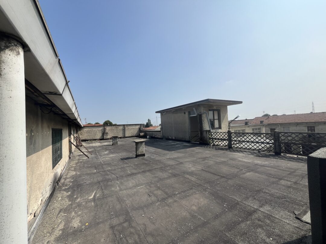 PALAZZINA INDIPENDENTE (EX CONCERIA ESENTE DA BONIFICA) — DA RISTRUTTURARE - immagine 19