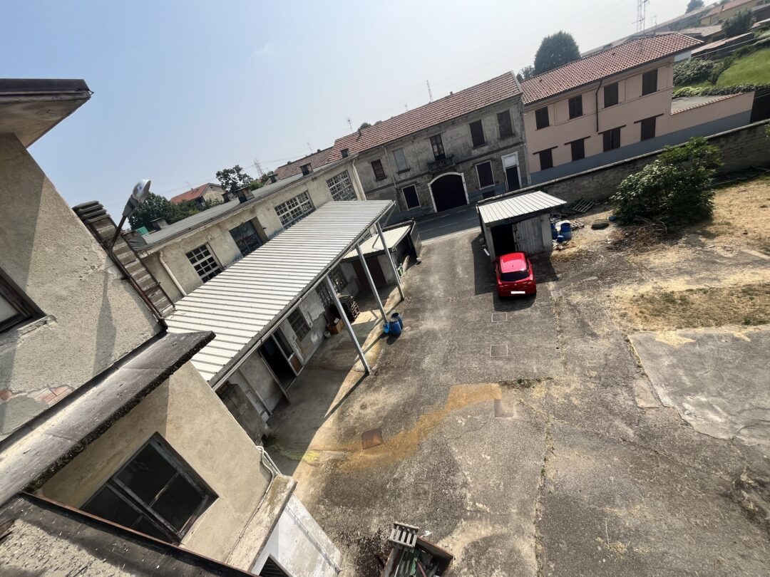 PALAZZINA INDIPENDENTE (EX CONCERIA ESENTE DA BONIFICA) — DA RISTRUTTURARE - immagine 2
