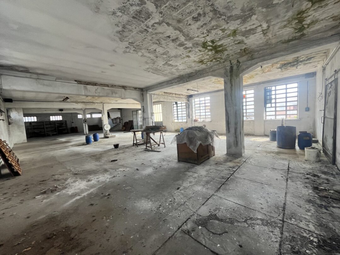 PALAZZINA INDIPENDENTE (EX CONCERIA ESENTE DA BONIFICA) — DA RISTRUTTURARE - immagine 11