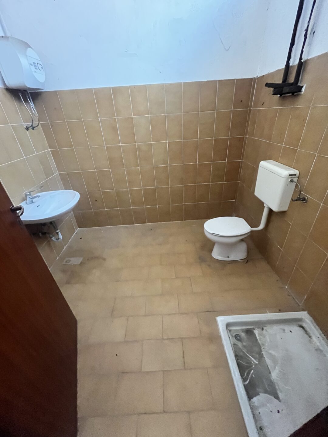 PALAZZINA INDIPENDENTE (EX CONCERIA ESENTE DA BONIFICA) — DA RISTRUTTURARE - immagine 14