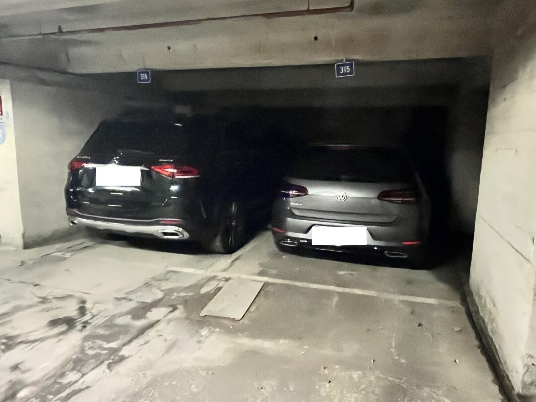 Posto auto coperto in vendita - immagine 3