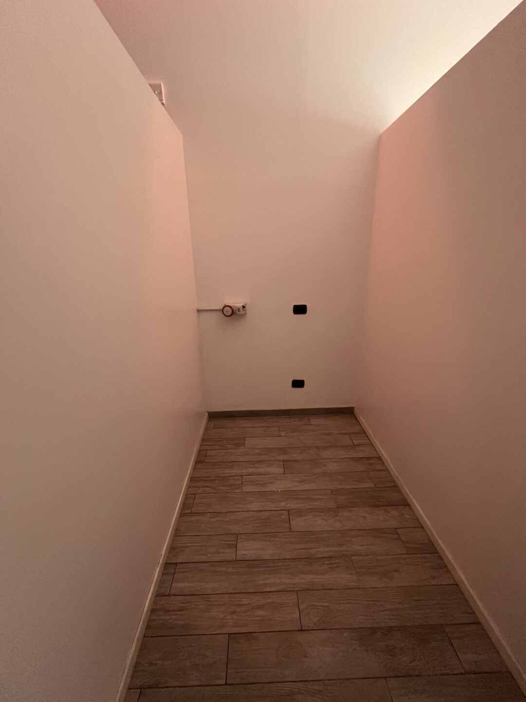 Negozio con vetrina in affitto – 35 mq – Ottimo stato - immagine 6