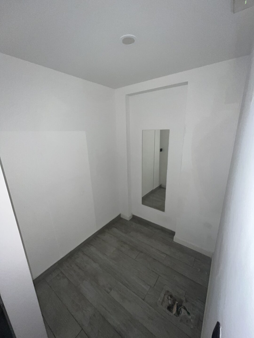 Negozio con vetrina in affitto – 35 mq – Ottimo stato - immagine 11