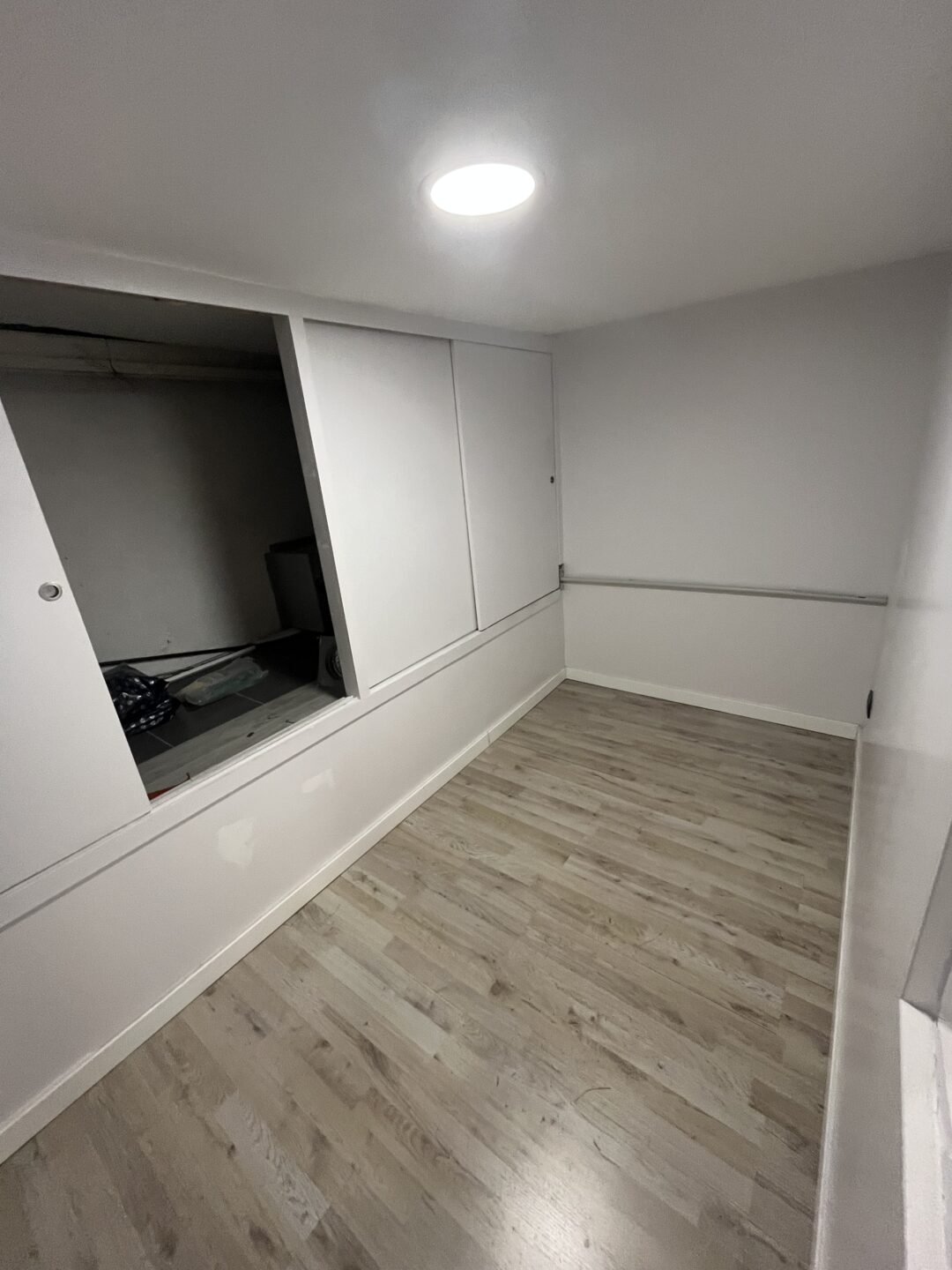 Negozio con vetrina in affitto – 35 mq – Ottimo stato - immagine 16